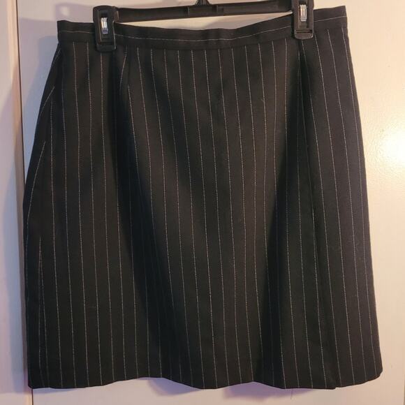 Geoffrey Beene Wool Pinstripe A Line Skirt Size 14 Black White Career Church - Picture 1 of 5